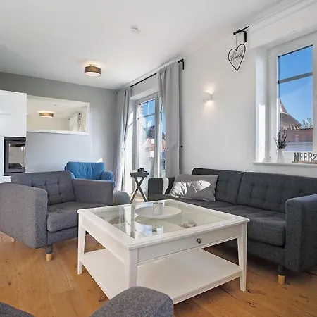 Feriehus Holiday Retreat Spacious, Light Filled Home For 7 With Scenic Views