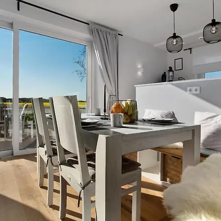 펜션 Holiday Retreat Spacious, Light Filled Home For 7 With Scenic Views *