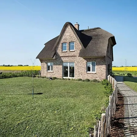 펜션 Holiday Retreat Spacious, Light Filled Home For 7 With Scenic Views