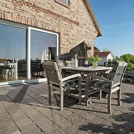 Holiday Retreat Spacious, Light Filled Home For 7 With Scenic Views 펜션
